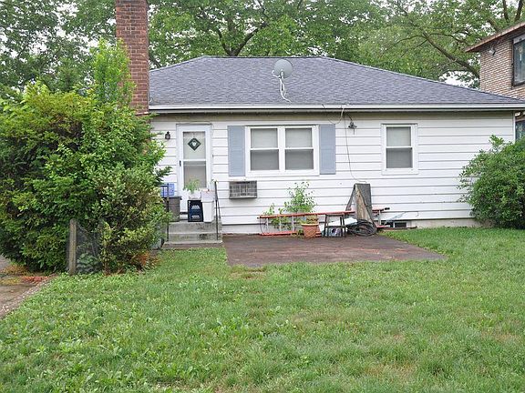 3rd image of 38 Stephan Marc Ln