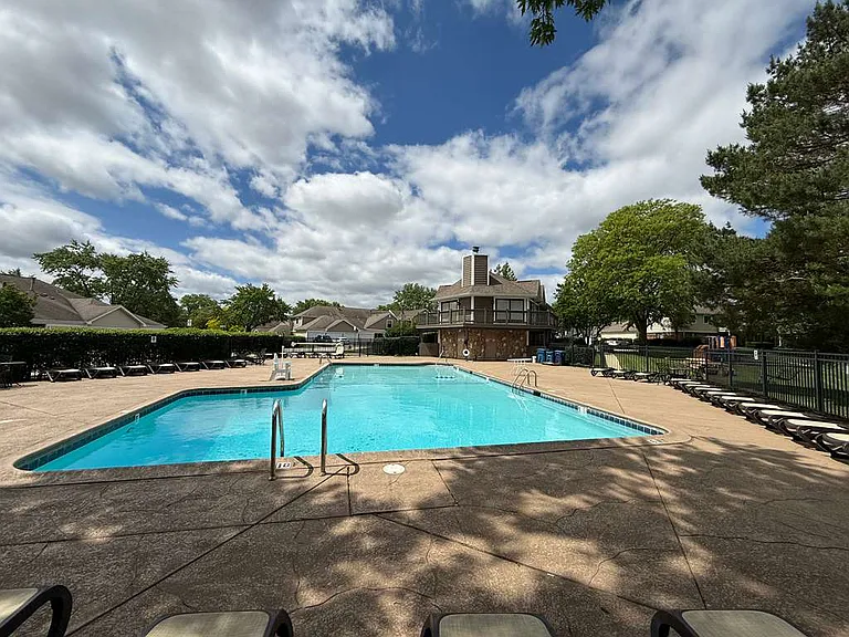 355 Lambert Dr #B2 — Photo 20
