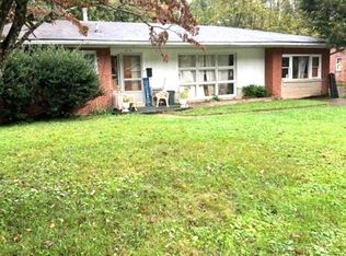 2140 Donald Ave, Huntington, WV 25701