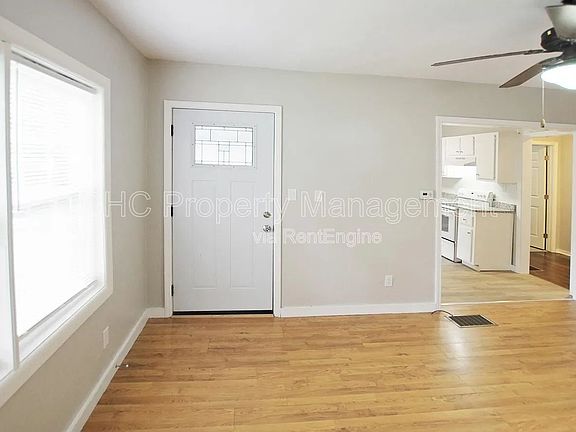 3rd image of 1237 Campbellton Pl SW