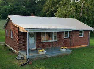 106 Frazier Rd, Altavista, VA 24517