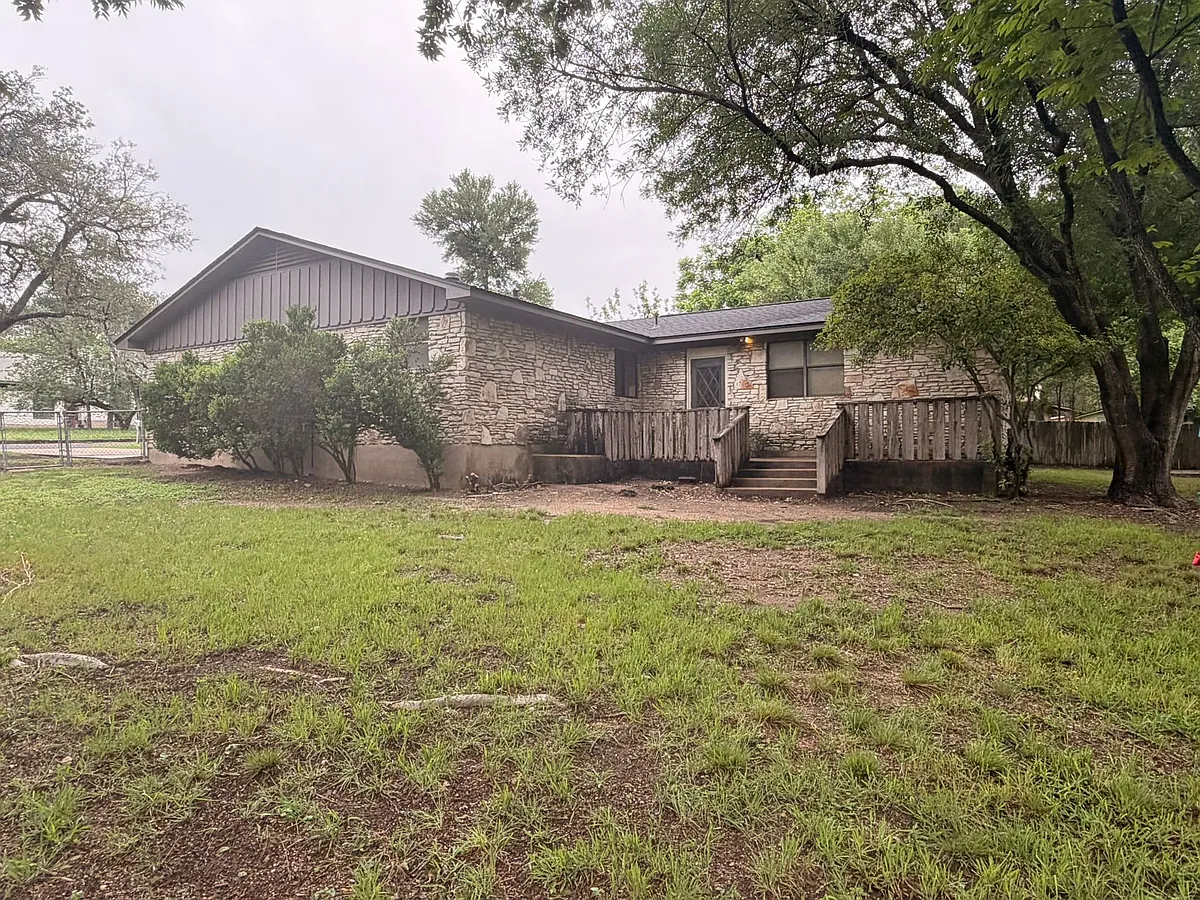 Building Photo - 11504 Orbit Rd