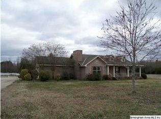 7374 Warrior River Rd, Bessemer, AL 35023
