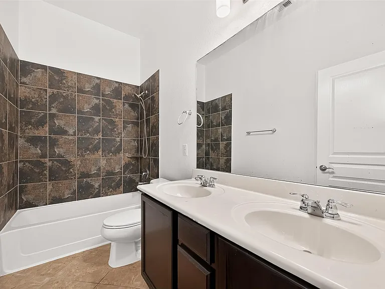 4907 Harper River Ct — Photo 34