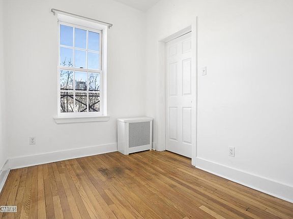5th image of 354 W 12th St #5A