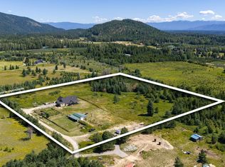 637 Cascade Ln, Naples, ID 83847