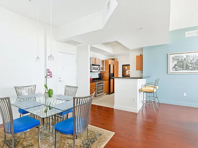 1551 N Flagler Dr #2 — Photo 6