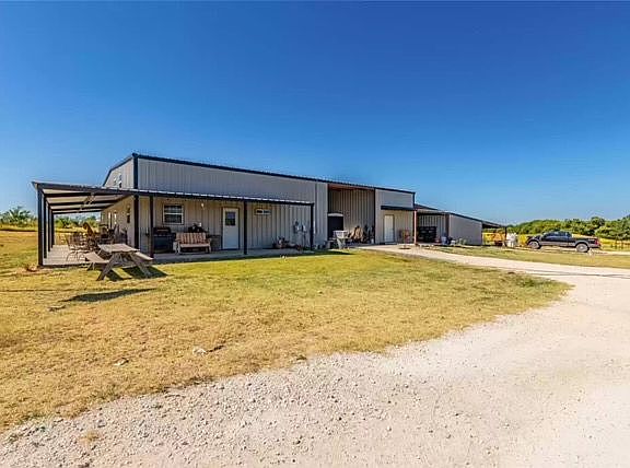 4th image of 6805 County Road 302