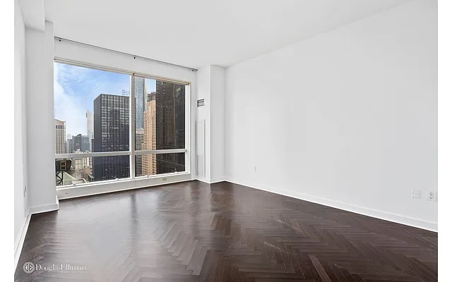 Rented by Douglas Elliman | media 21