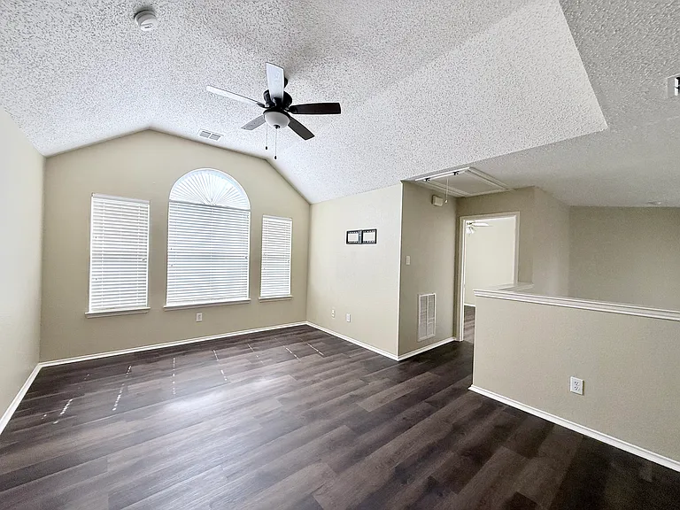 7172 Saint Augustine Dr — Photo 17