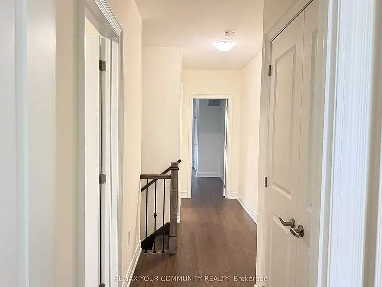 147 Berczy Green Dr — Photo 11
