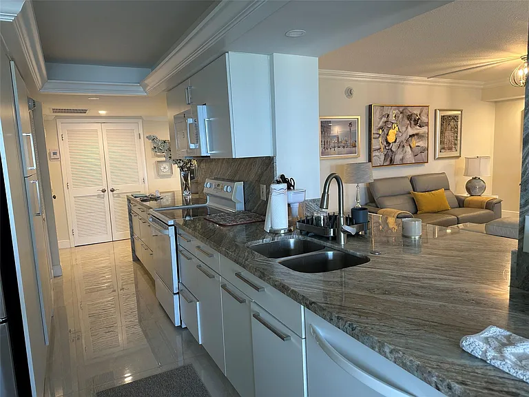 4900 N Ocean Blvd #912 — Photo 10