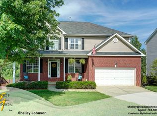 350 Almora Loop, Mooresville, NC 28115