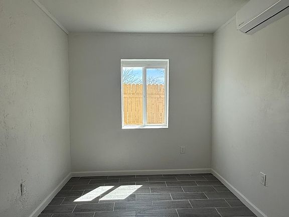 3rd image of 4757 S 7th Ave #1