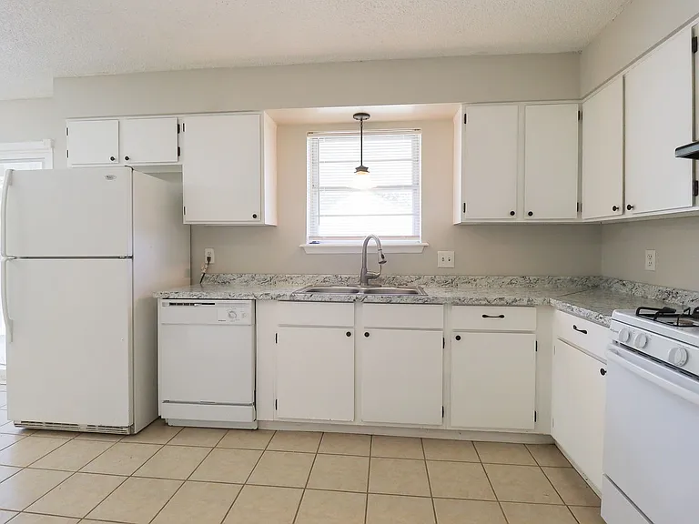 15080 S Xenophon Ave — Photo 10