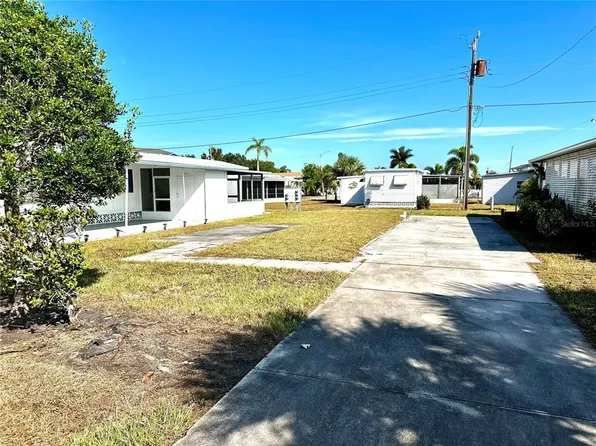 3112 10th St W, Palmetto, FL 34221