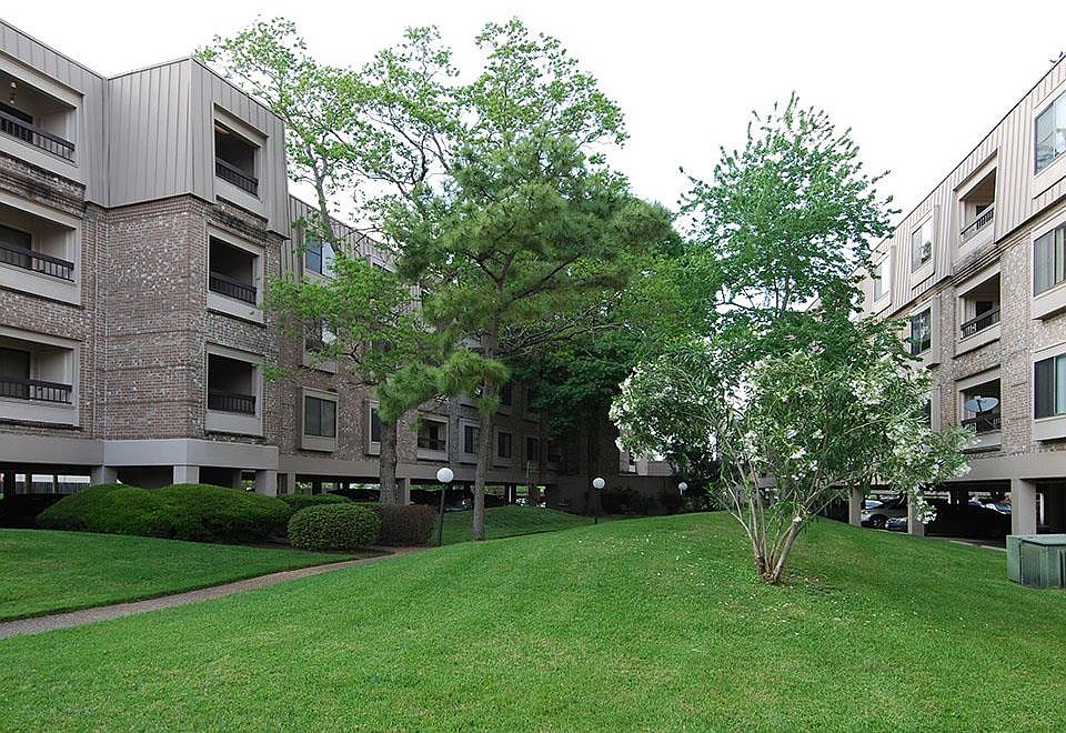 1st image of 2211 S Braeswood Blvd APT 23H