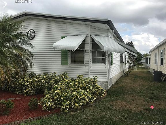 2nd image of 16209 SW Indianwood Cir