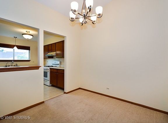 5th image of 319 Primrose Ct #250