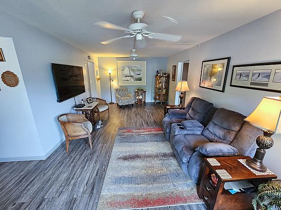5th image of 2433 Byron Center Ave SW APT 103
