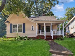 1660 Northwest Dr, Des Moines, IA 50310