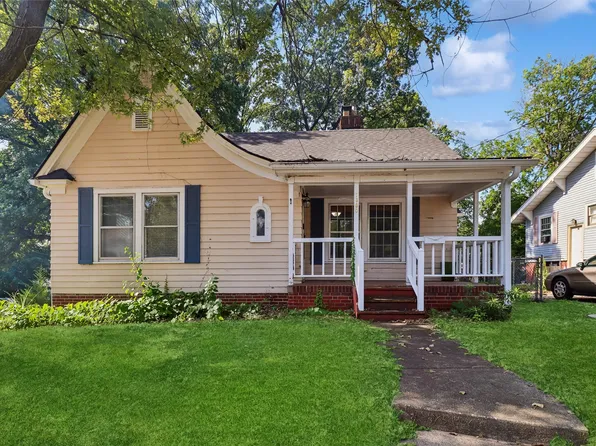 1660 Northwest Dr, Des Moines, IA 50310
