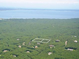 14 Deer Ridge Trl, Water Mill, NY 11976