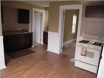 4th image of 1806 Delwood Ave SW