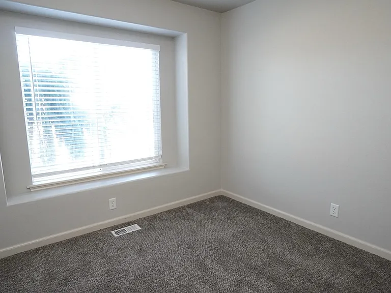 1445 W Silver Salmon Dr — Photo 8