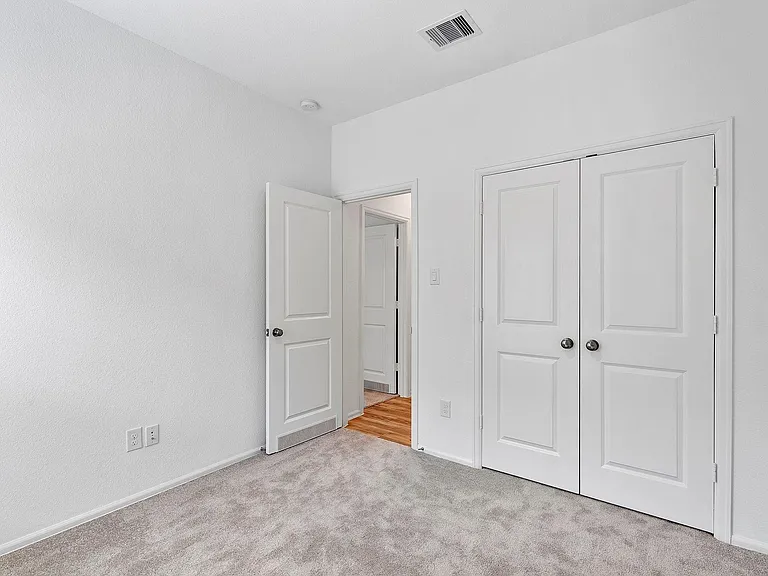 31546 Beacon Cove Trl — Photo 34