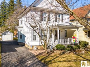 423 Robin St, Dunkirk, NY 14048