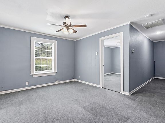 5th image of 808 Mill St