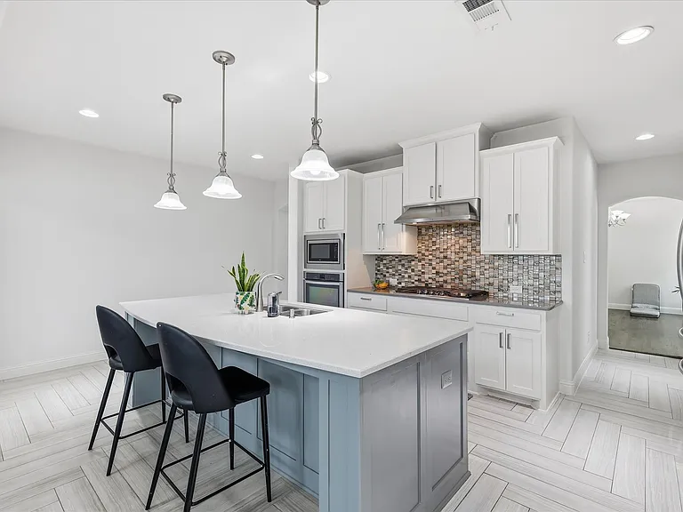 5000 Cyndur Dr — Photo 15
