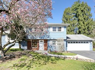 13 Barnacle Dr, Spring Valley, NY 10977