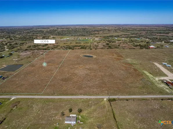 6 Mack Hale Rd, Seadrift, TX 77983
