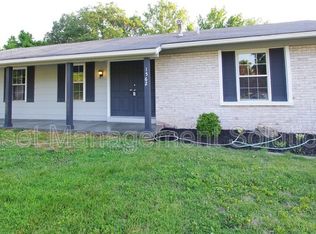 1562 Langholm Dr, Florissant, MO 63031