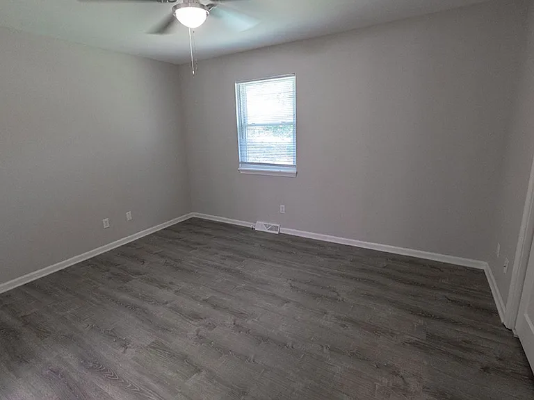 1923 Mirtle Grove Ct — Photo 19
