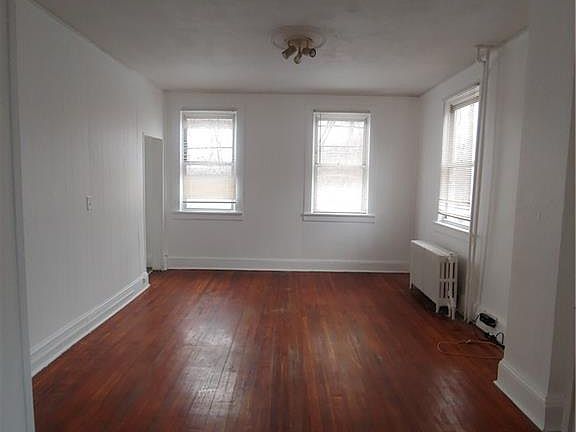 2nd image of 145 William St Floor 2