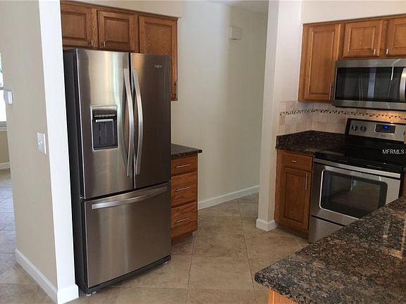 5th image of 2204 Lauren Dr