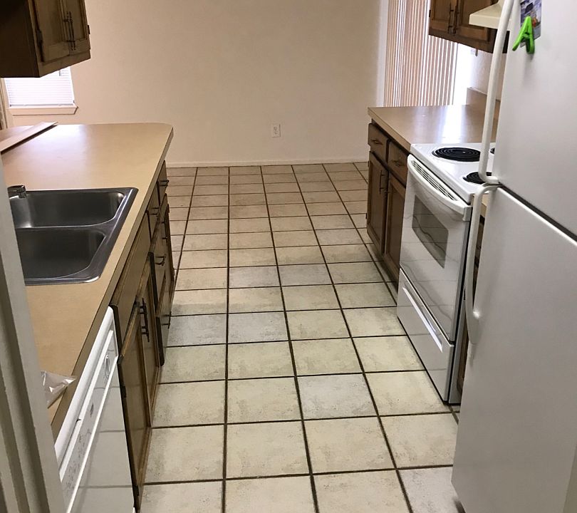 2nd image of 4021 N Grimes St