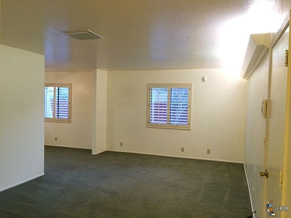 3rd image of 2251 W Elm Ave
