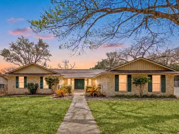 8318 Heraldry St, San Antonio, TX 78254