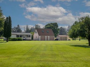 3680 NE Walnut Dr, Redmond, OR 97756