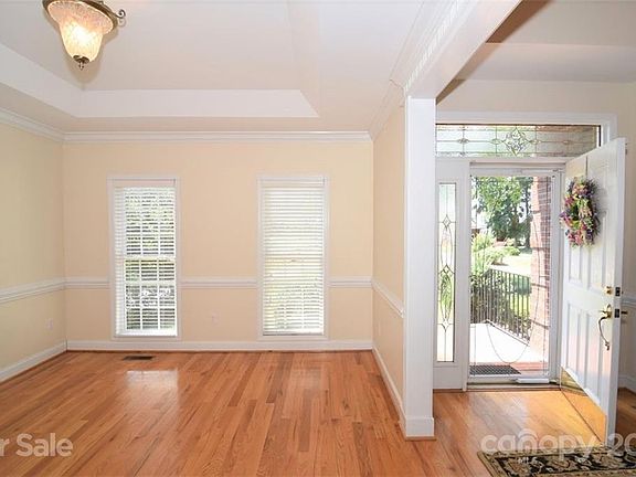5th image of 3587 Savannah Ln