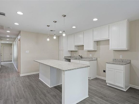 5th image of 2227 Andry St