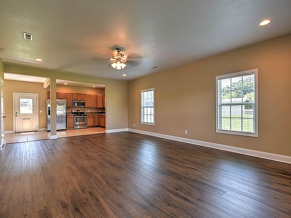 5th image of 1319 Carrberry Ct