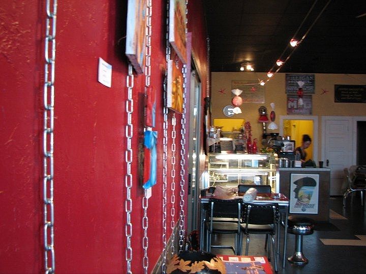 2nd image of 19 S 9th St