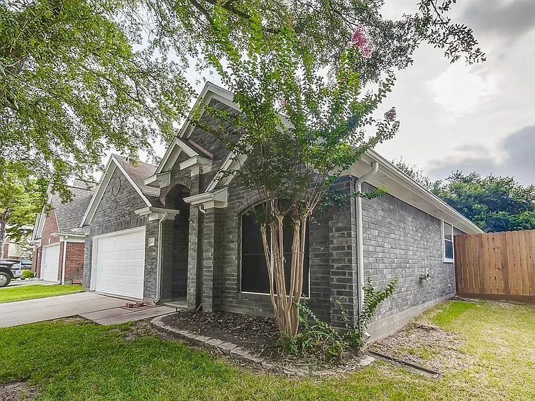 3026 Silver Spring Trl — Photo 4