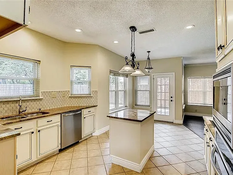 2971 Seguin Trl — Photo 7
