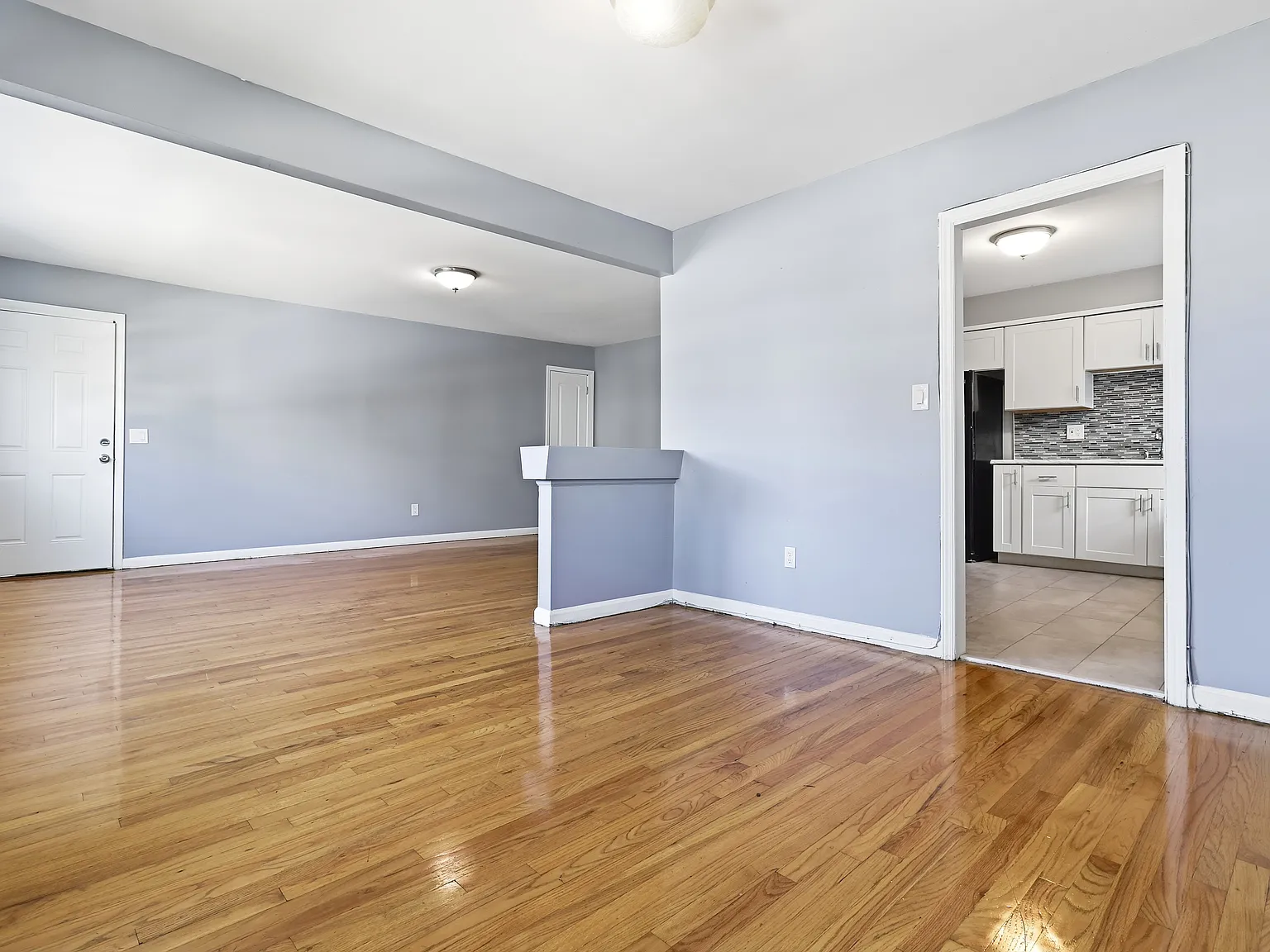 2 bed, $2,200 — Photo 3